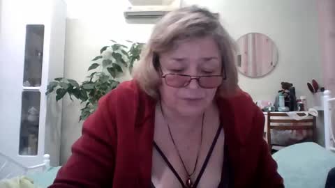 Flowerlower online show from January 31, 9:26 pm