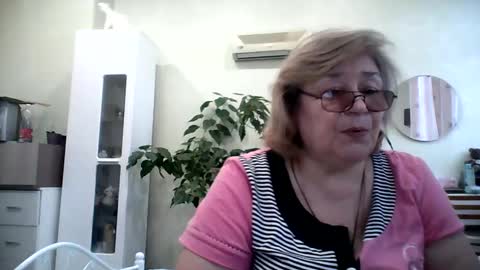 Flowerlower online show from February 1, 12:26 pm