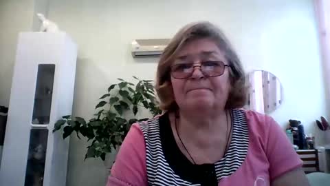 Flowerlower online show from February 2, 7:41 am