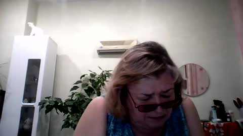 Flowerlower online show from February 8, 4:57 pm