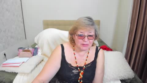 Flowerlower online show from February 12, 8:07 pm