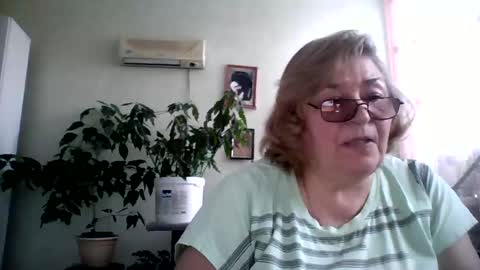 Flowerlower online show from February 13, 2:20 pm