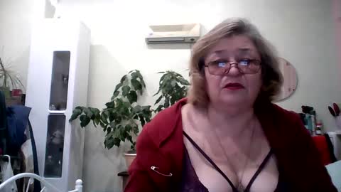 Flowerlower online show from February 22, 5:35 pm