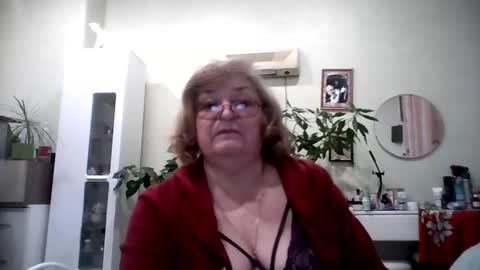 Flowerlower online show from February 24, 8:25 pm