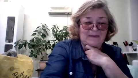 Flowerlower online show from February 28, 4:53 pm