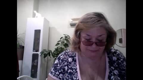 Flowerlower online show from March 8, 5:11 pm