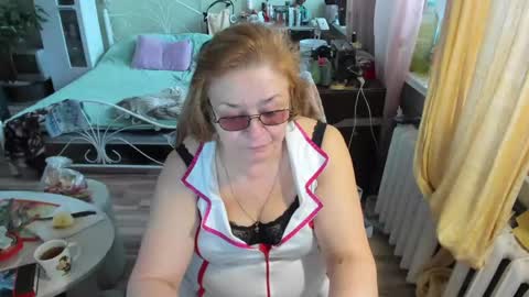 Flowerlower online show from April 23, 3:14 pm