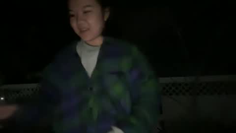 Snapshot of flowerlvr chatting on January 15, 1:45 am flowerlvr online show from January 15, 1:45 am