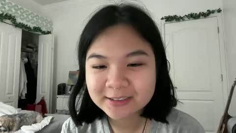 Snapshot of flowerlvr chatting on January 17, 2:29 am flowerlvr online show from January 17, 2:29 am