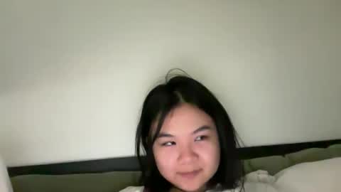Snapshot of flowerlvr chatting on January 19, 12:28 am flowerlvr online show from January 19, 12:28 am