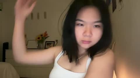 Snapshot of flowerlvr chatting on January 23, 4:41 am flowerlvr online show from January 23, 4:41 am