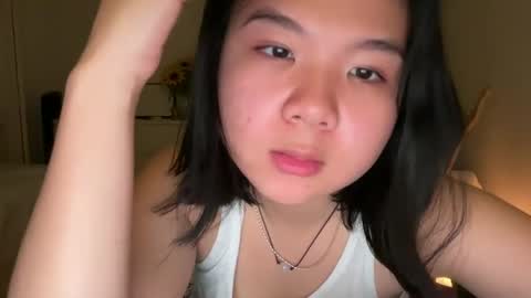 Snapshot of flowerlvr chatting on February 6, 3:06 am flowerlvr online show from February 6, 3:06 am