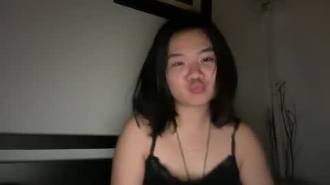 Snapshot of flowerlvr chatting on February 12, 9:31 am flowerlvr online show from February 12, 9:31 am