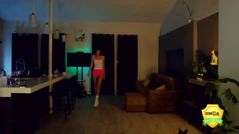 Katrin online show from August 7, 9:17 pm