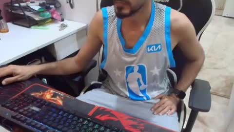 Snapshot of flowthefun chatting on July 2, 12:10 am flowthefun online show from July 2, 12:10 am