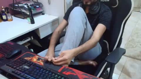 Snapshot of flowthefun chatting on July 5, 3:45 am flowthefun online show from July 5, 3:45 am