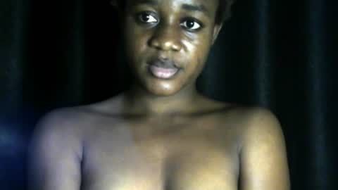 Snapshot of flrity10 chatting on June 21, 12:02 am Flirty online show from June 21, 12:02 am