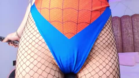  FLUFFY BUBBLE  online show from April 1, 4:13 am