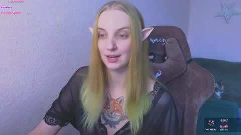 Snapshot of fluffy_muffin3 chatting on March 6, 9:17 am Agatha online show from March 6, 9:17 am