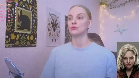 Snapshot of fluffy_muffin3 chatting on March 22, 9:13 am Agatha online show from March 22, 9:13 am