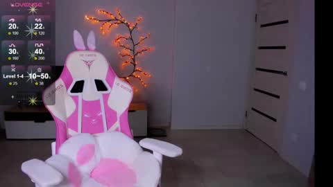 Rose online show from October 2, 12:01 pm