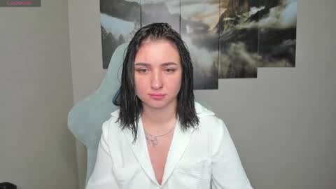 Lina online show from May 18, 12:51 am