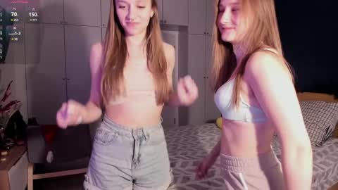 Flurry and Chloe online show from January 5, 4:16 pm