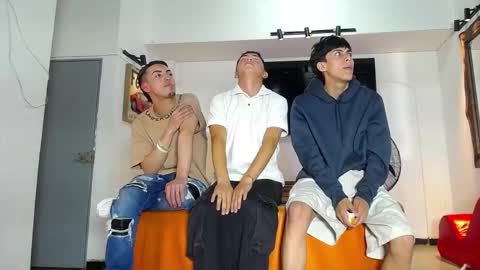 flyckers online show from January 14, 10:14 pm