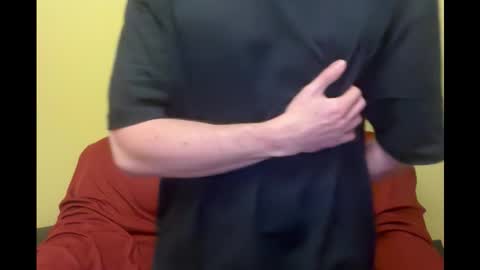 Snapshot of fnafyx chatting on February 14, 4:37 pm fnafyx online show from February 14, 4:37 pm