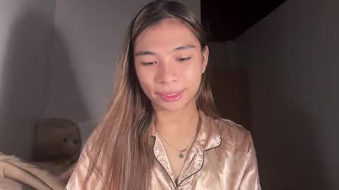 Snapshot of foeheart chatting on February 18, 4:52 am Foe online show from February 18, 4:52 am