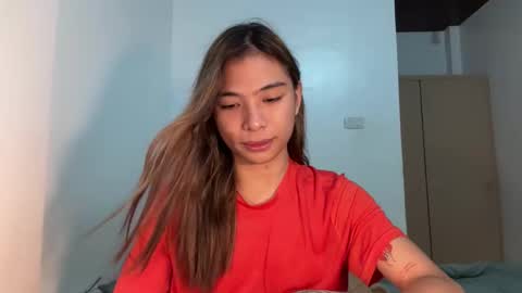 Snapshot of foeheart chatting on February 18, 11:11 pm Foe online show from February 18, 11:11 pm