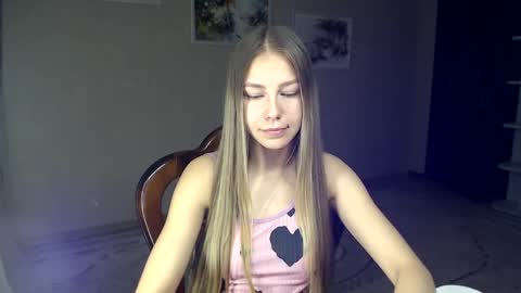 Snapshot of fofhcf chatting on October 8, 9:34 pm Molli Ready for any play with you. Hottest show in pvt Help a student earn big tokens online show from October 8, 9:34 pm