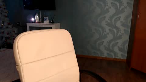 Snapshot of fofhcf chatting on February 7, 5:49 pm Molli Ready for any play with you. Hottest show in pvt Help a student earn big tokens online show from February 7, 5:49 pm