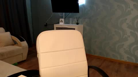 Snapshot of fofhcf chatting on March 25, 9:54 pm Molli Ready for any play with you. Hottest show in pvt Help a student earn big tokens online show from March 25, 9:54 pm