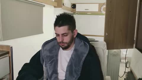 independent model online show from February 11, 7:41 pm