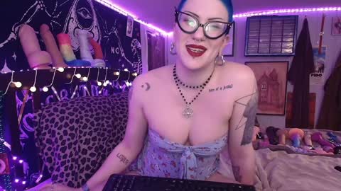 Snapshot of fondadix_ chatting on February 26, 1:21 am Fonda Dix online show from February 26, 1:21 am