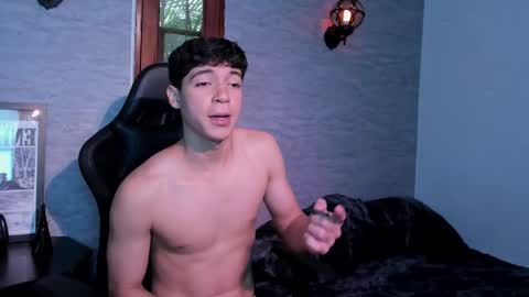 Snapshot of foniland_ chatting on March 19, 8:57 pm Foni online show from March 19, 8:57 pm