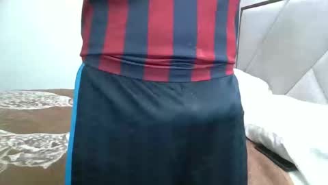 Snapshot of fonzi_flores chatting on October 19, 9:32 am fonzi_flores online show from October 19, 9:32 am