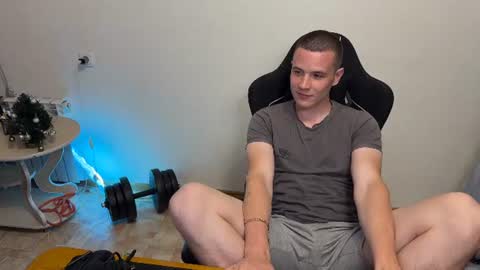 Ryan online show from June 25, 9:41 pm