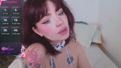 forget__me__nots online show from November 29, 5:49 pm