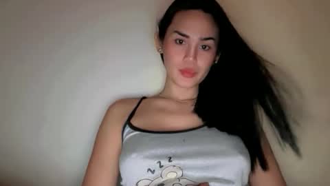 KHATRINA STACIE MARIE online show from November 7, 11:10 am