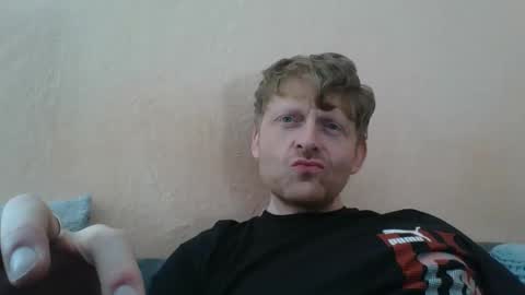 forgotten_lover online show from January 16, 9:35 am