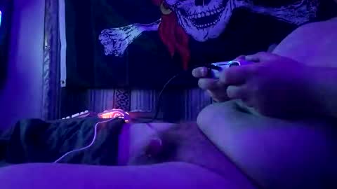 Snapshot of formangorge22 chatting on November 9, 8:01 am formangorge22 online show from November 9, 8:01 am