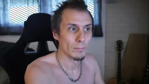 Snapshot of fornix86 chatting on October 20, 9:54 am fornix86 online show from October 20, 9:54 am