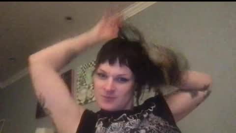 forthedolls online show from October 8, 4:10 am