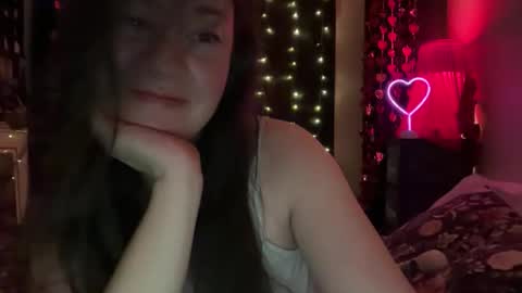 Snapshot of found_me chatting on February 4, 5:02 am found_me online show from February 4, 5:02 am