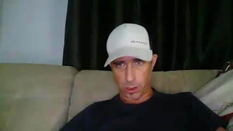 Snapshot of fouraide42 chatting on September 20, 2:23 am fouraide42 online show from September 20, 2:23 am