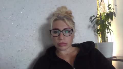 fox_red_lady7 online show from October 20, 10:05 am