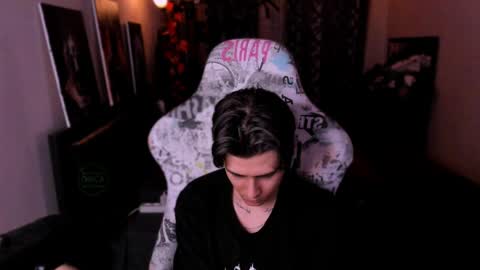Foxicfu online show from May 16, 3:55 pm