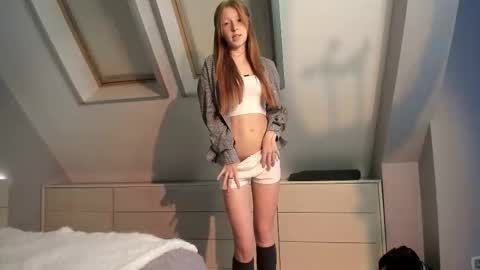 Hello world Feel free to follow  online show from October 5, 3:21 pm